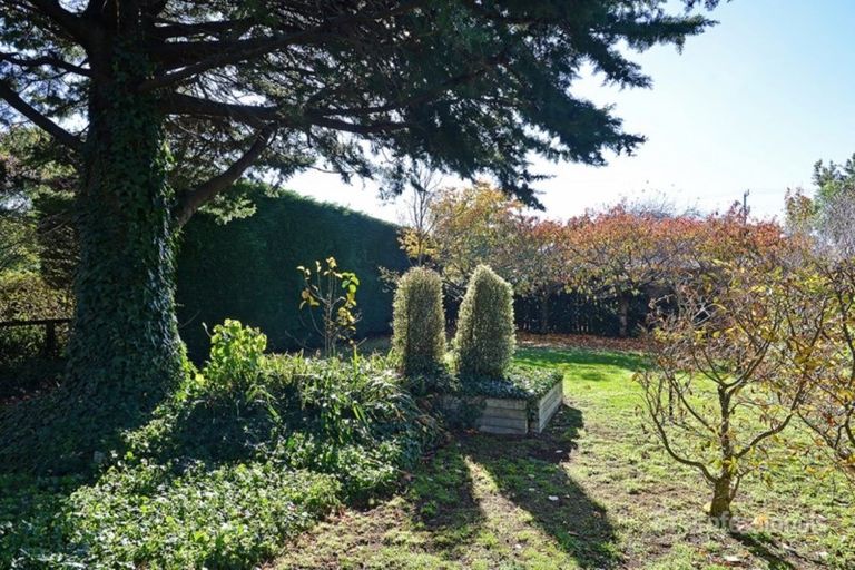 Photo of property in 72 Woodward Street East, Featherston, 5710