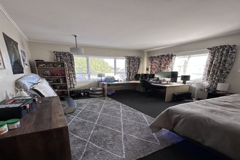 Photo of property in 192 Blenheim Road, Riccarton, Christchurch, 8041