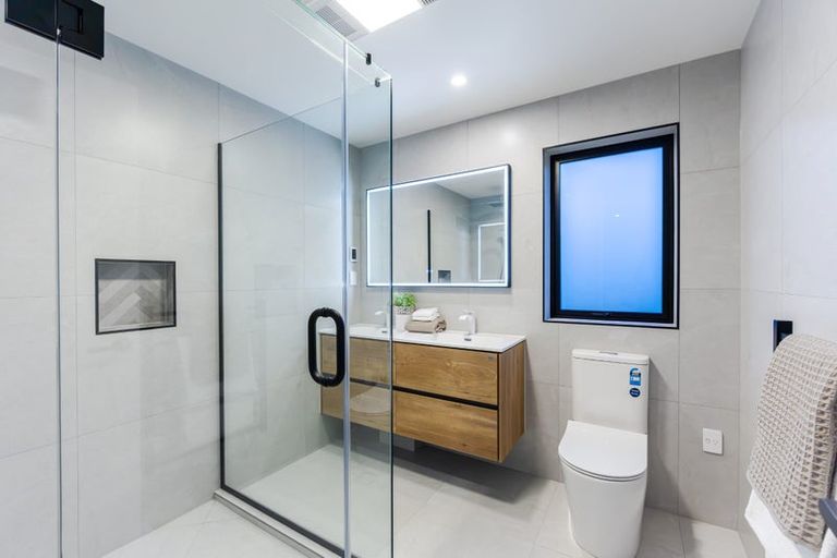 Photo of property in 54 Kumukumu Road, Long Bay, Auckland, 0630