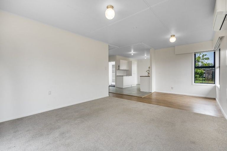 Photo of property in 62 Tennessee Avenue, Mangere East, Auckland, 2024