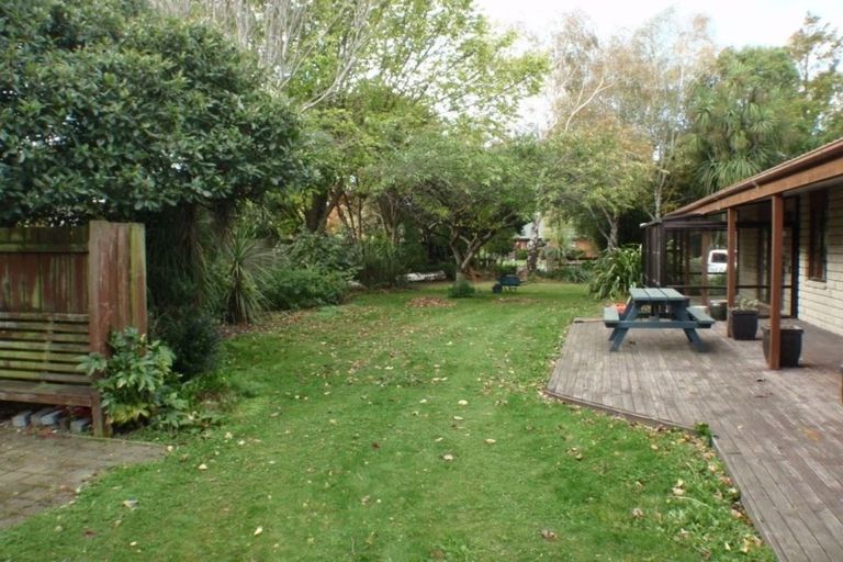 Photo of property in 4 Woodfield Place, Woodend, 7610