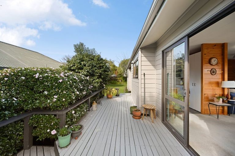 Photo of property in 2 Emma Place, Pukete, Hamilton, 3200