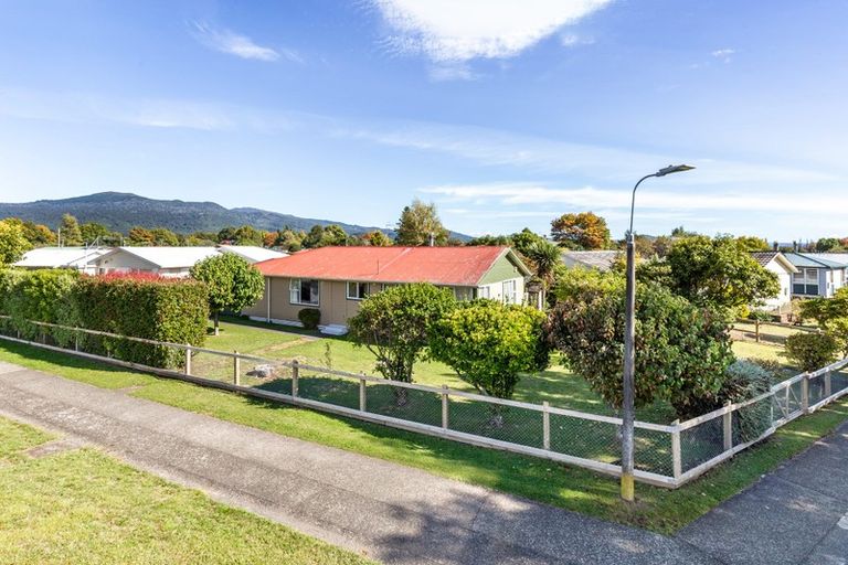Photo of property in 5 Huriana Grove, Turangi, 3334