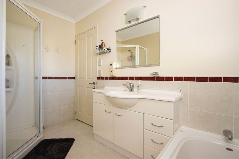 Photo of property in 22g Wills Road, Katikati, 3129