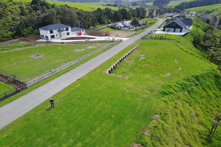 Photo of property in 542 Redoubt Road, Totara Park, Auckland, 2019