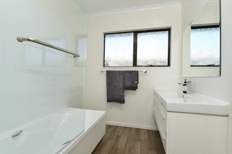 Photo of property in 1 Warwickson Lane, Nawton, Hamilton, 3200