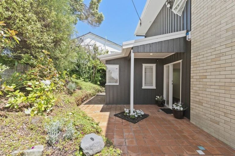 Photo of property in 94 Castor Bay Road, Castor Bay, Auckland, 0620