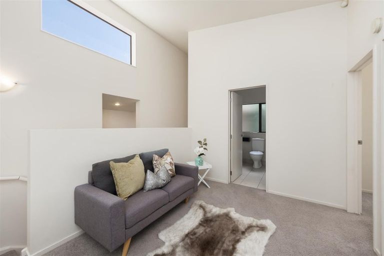 Photo of property in 9c Christina Avenue, Te Atatu South, Auckland, 0602