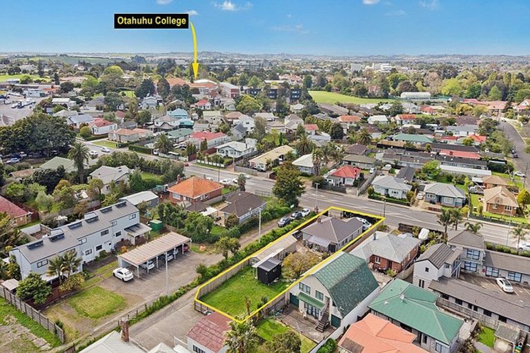 Photo of property in 127 Mangere Road, Otahuhu, Auckland, 1062