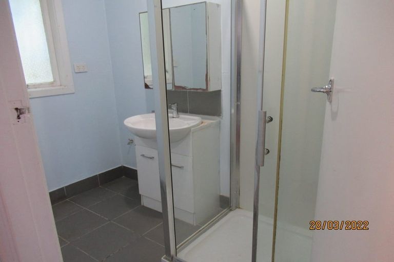 Photo of property in 382 West Coast Road, Glen Eden, Auckland, 0602