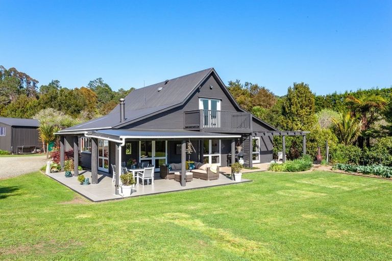 Photo of property in 1043c State Highway 25, Whenuakite, Whitianga, 3591