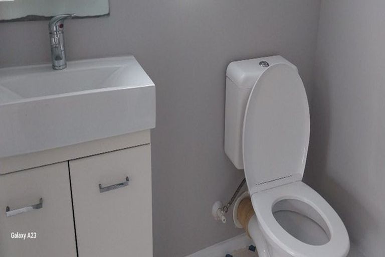 Photo of property in 340 Wellington Road, Wainuiomata, Lower Hutt, 5014