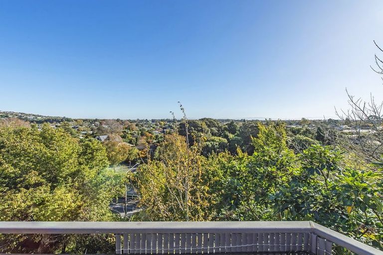 Photo of property in 10 Bengal Drive, Cashmere, Christchurch, 8022