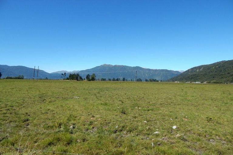 Photo of property in 34 Wanganui Flat Road, Harihari, 7884