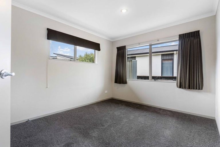 Photo of property in 32 Popata Close, Papamoa Beach, Papamoa, 3118