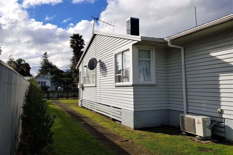 Photo of property in 160 Queen Street, Wairoa, 4108