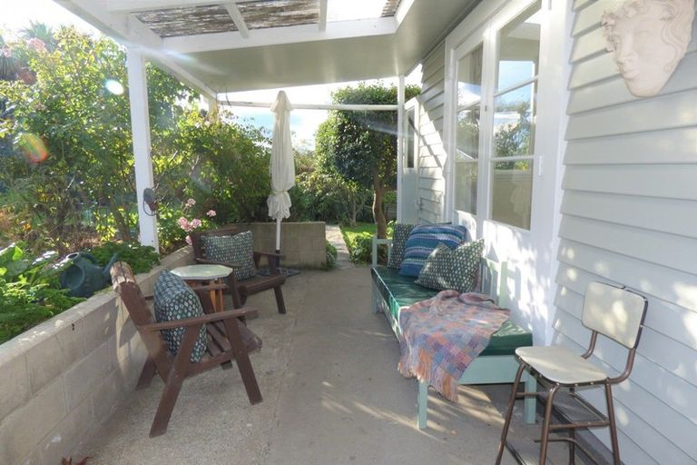 Photo of property in 8a Wharfe Street, South Hill, Oamaru, 9400