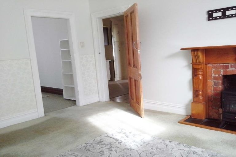 Photo of property in 8 Cutfield Road, New Plymouth, 4310