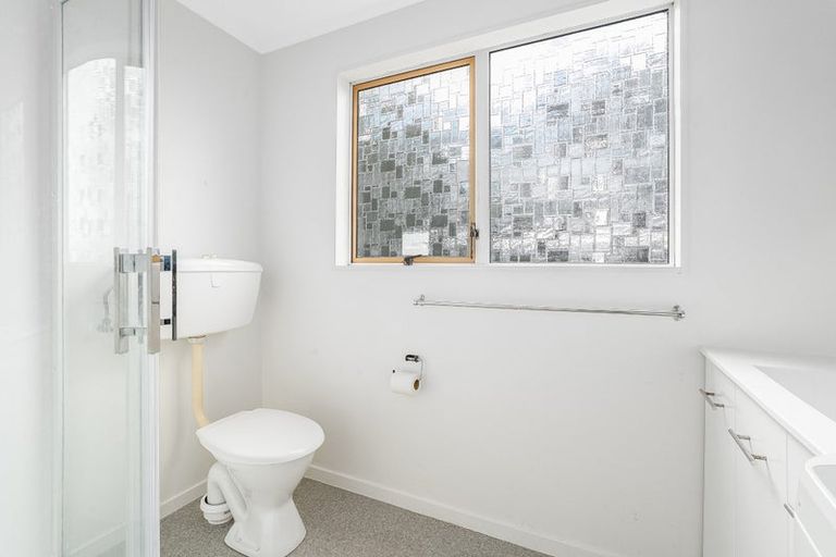 Photo of property in 24c The Track, Plimmerton, Porirua, 5026