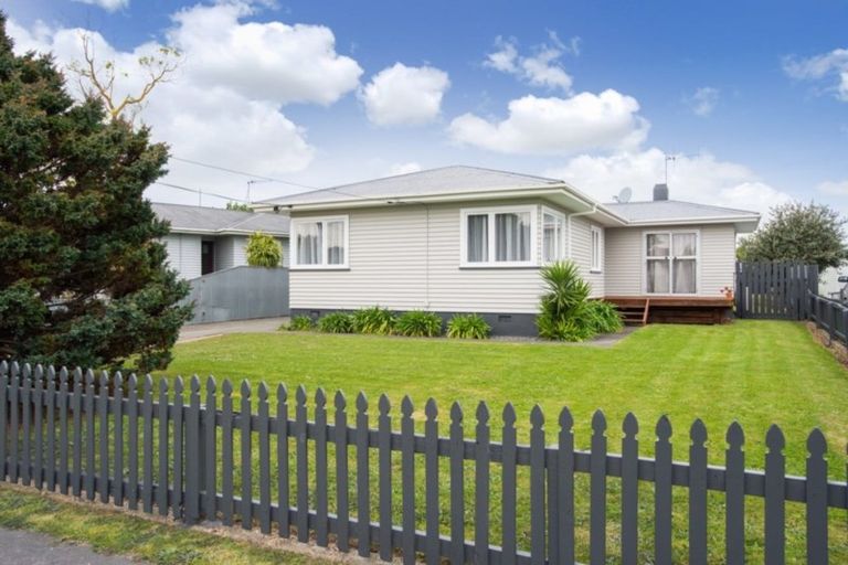 Photo of property in 69 Masefield Avenue, Maraenui, Napier, 4110