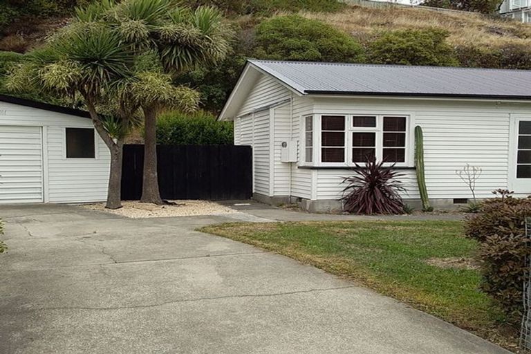 Photo of property in 18 Mccormacks Bay Road, Mount Pleasant, Christchurch, 8081