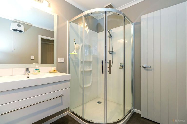 Photo of property in 16 Tancred Street, Geraldine, 7930