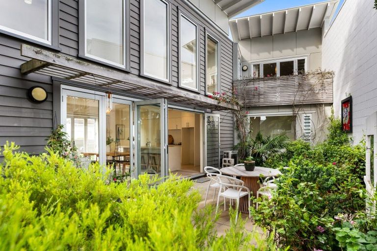 Photo of property in 17a Battery Road, Ahuriri, Napier, 4110