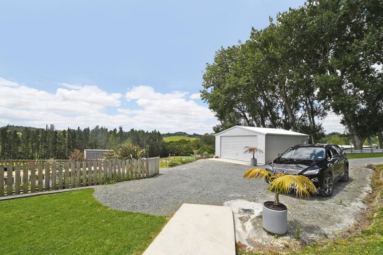 Photo of property in 56 Wattle Lane, Kaiwaka, 0573