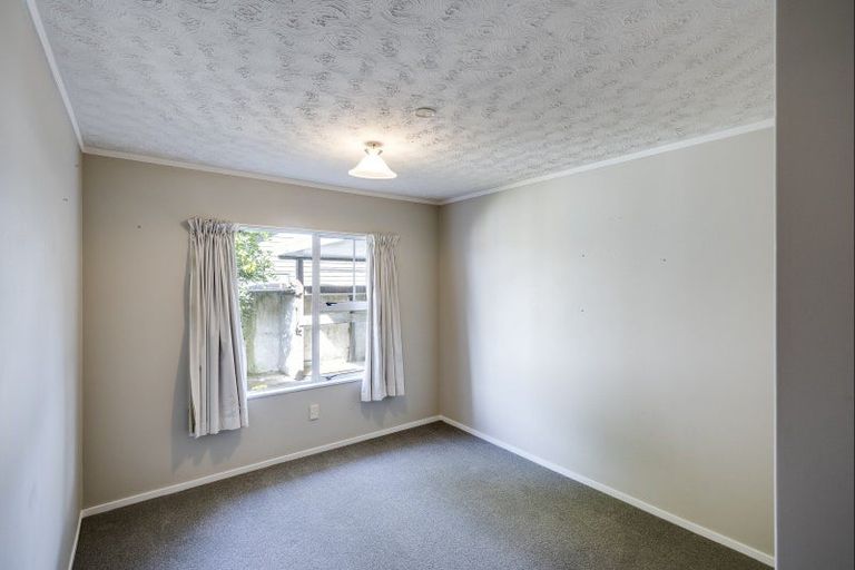Photo of property in 4 Alley Place, Taradale, Napier, 4112