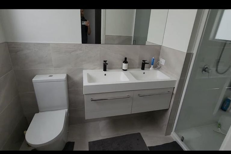 Photo of property in 10 Puroto Place, One Tree Point, 0118