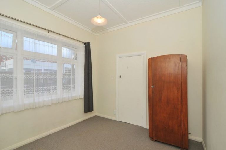Photo of property in 299 Mansfield Street, Newtown, Wellington, 6021