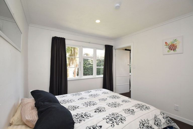 Photo of property in 15 Ruru Avenue, Otatara, Invercargill, 9879