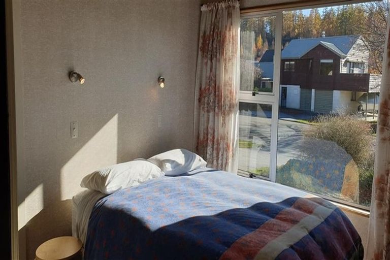Photo of property in 4 Norman Terrace, Wanaka, 9305