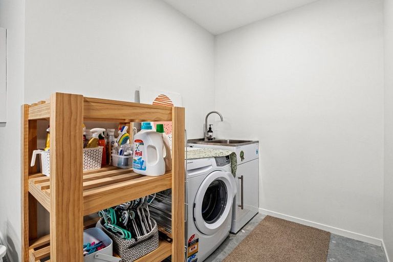 Photo of property in 11 Till Street, Jacks Point, 9371