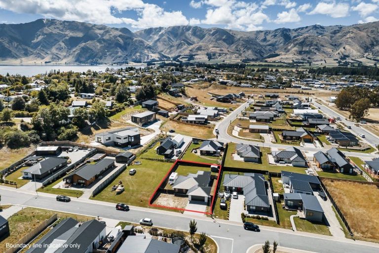 Photo of property in 10 Magpie Place, Lake Hawea, 9382