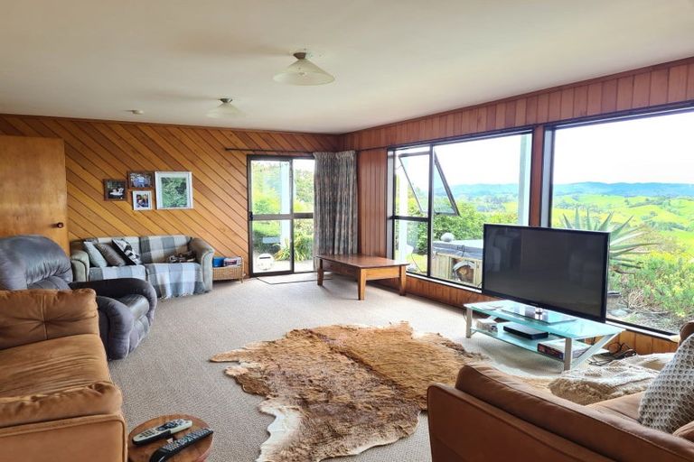 Photo of property in 338a Wairere Road, Paparoa, 0571