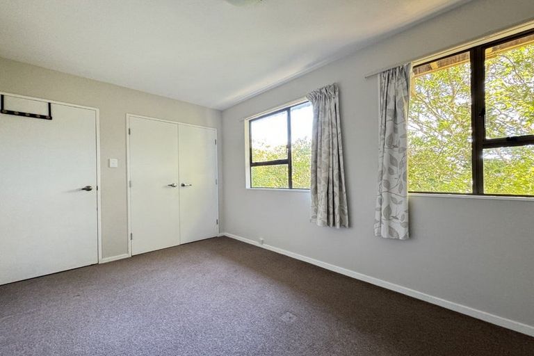 Photo of property in 12 Indira Place, Khandallah, Wellington, 6035