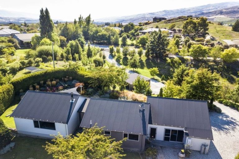 Photo of property in 8 Short Street, Bannockburn, Cromwell, 9384