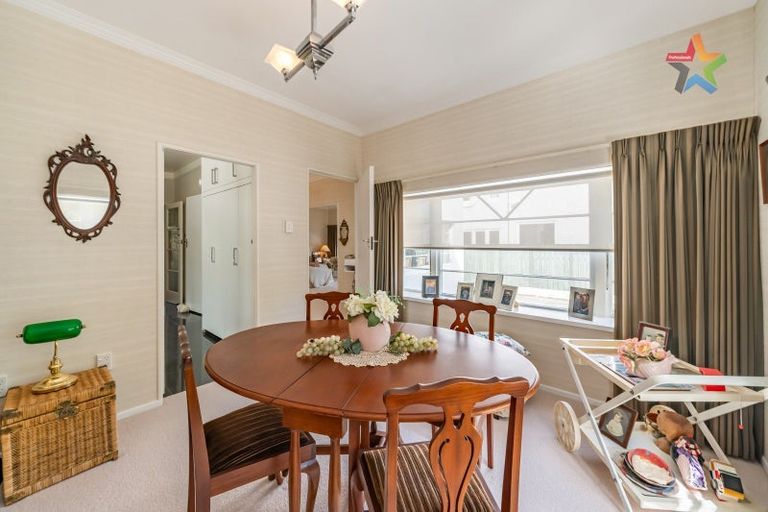 Photo of property in 16 Marina Grove, Hutt Central, Lower Hutt, 5010