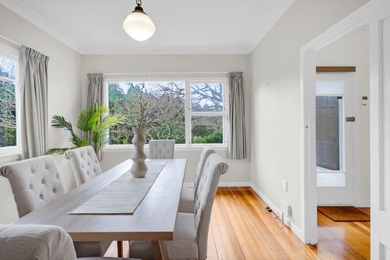 Photo of property in 50 Brooklands Road, Brooklands, New Plymouth, 4310