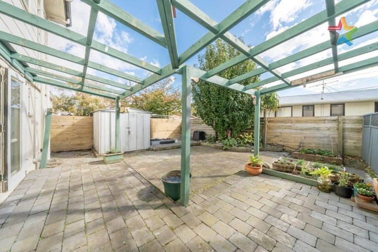 Photo of property in 1/14 Eldon Grove, Taita, Lower Hutt, 5019