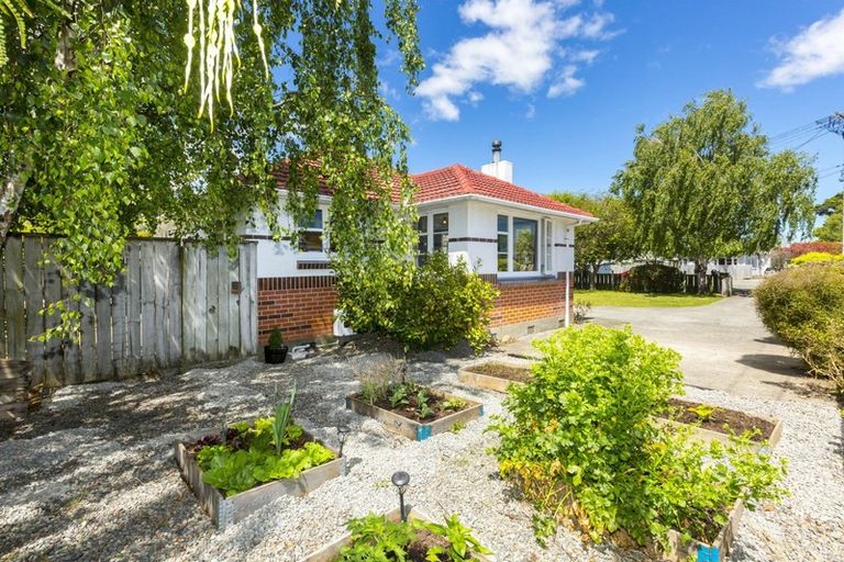 Photo of property in 7 Mangaroa Hill Road, Maoribank, Upper Hutt, 5018