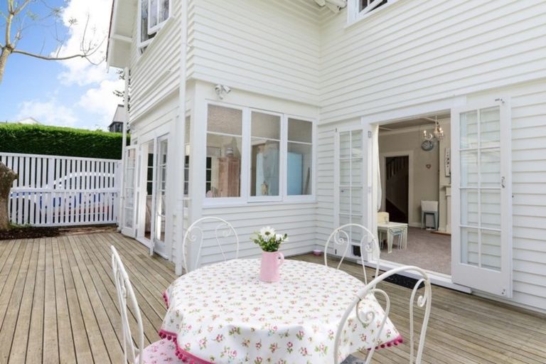 Photo of property in 156 Pembroke Street, Hamilton Lake, Hamilton, 3204