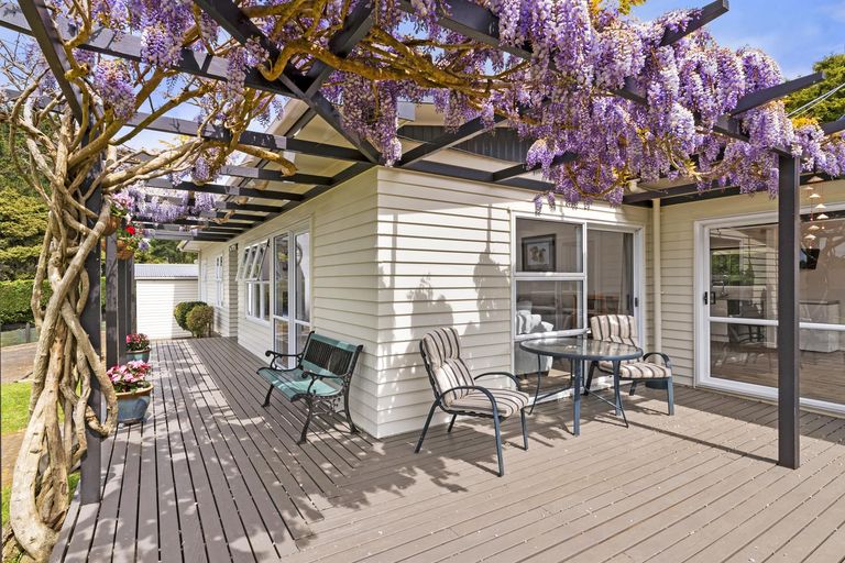 Photo of property in 32b Morley Road, Waiuku, 2681