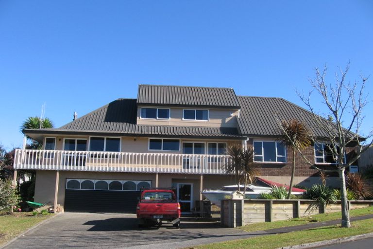 Photo of property in 1 Horoeka Court, Pukete, Hamilton, 3200