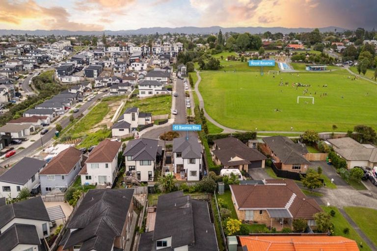 Photo of property in 45 Baumea Rise, Massey, Auckland, 0614