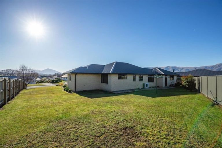 Photo of property in 33 Alice Burn Drive, Luggate, Cromwell, 9383