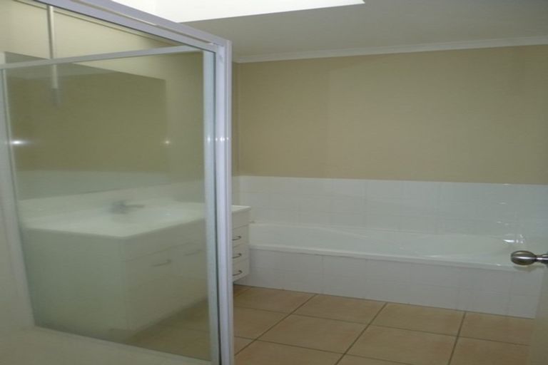 Photo of property in 20a Roseberry Avenue, Birkenhead, Auckland, 0626