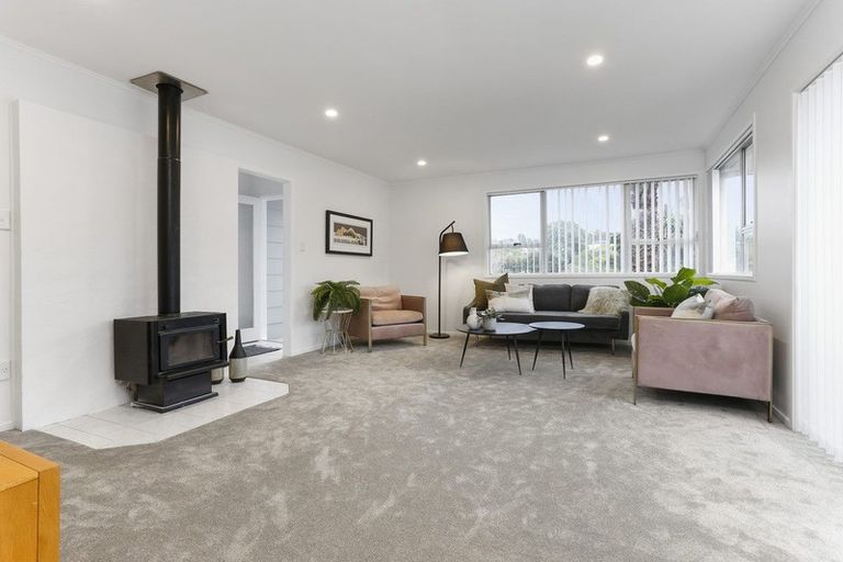 Photo of property in 53a Salamanca Road, Sunnynook, Auckland, 0620