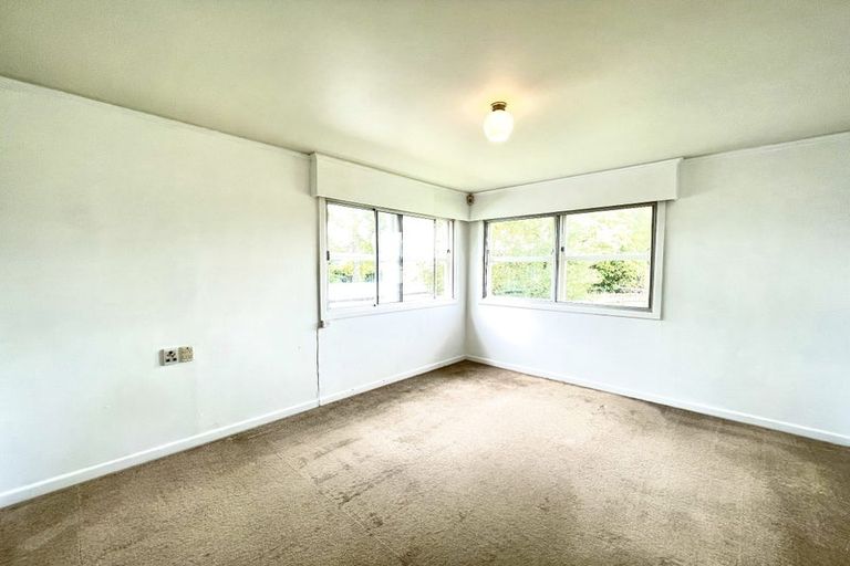 Photo of property in 45 Sunnynook Road, Forrest Hill, Auckland, 0620